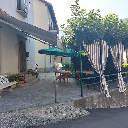 Trattoria Bar Pace Hotel Re Exterior photo